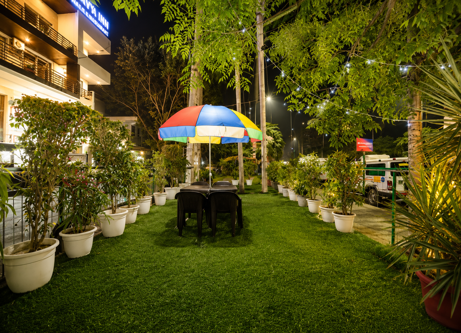 hotel garden seating